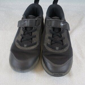 Nike 2 y Black Sneaker Shoes Preowned